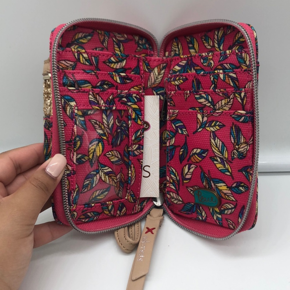 Colorful Sakroot Hand Wallet - Picture 3 of 4